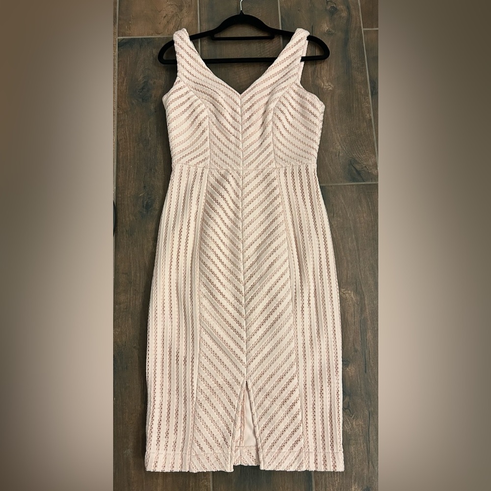 Guess Women'S Cream Pink Halter Sleeveless Knit Cocktail Dress Size 2